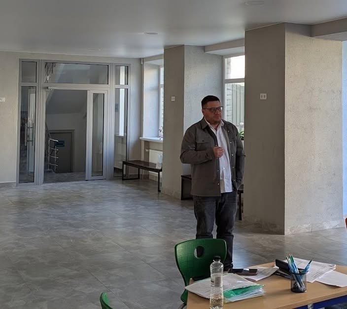 Дунєв Сергій на Зшито